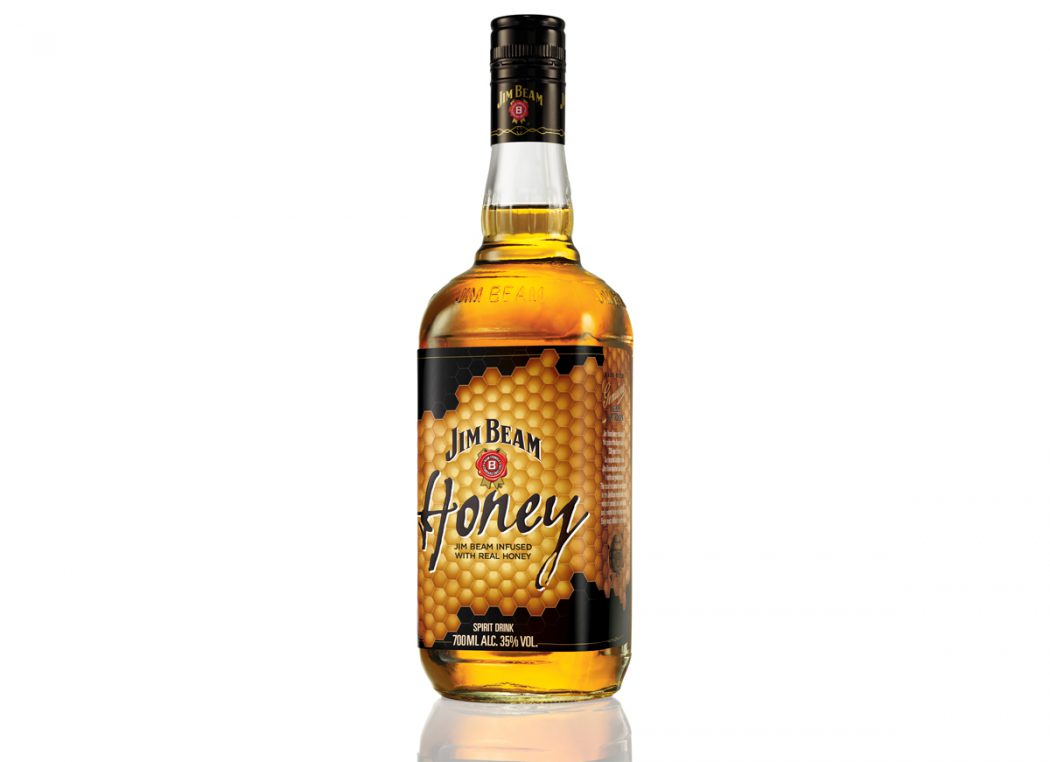 Джим хани. Виски Джим Бим медовый. Виски Jim Beam, "Honey", 0.7 л. Бурбон Jim Beam Honey. Виски Хани медовый.